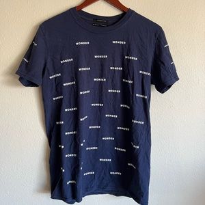UO - T shirt
